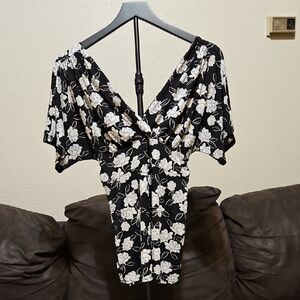 White House Black Market Black and White Floral V-Neck Top